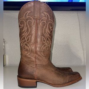 Shyanne Women's Darby Western Boots - Square Toe Women Size 9.5